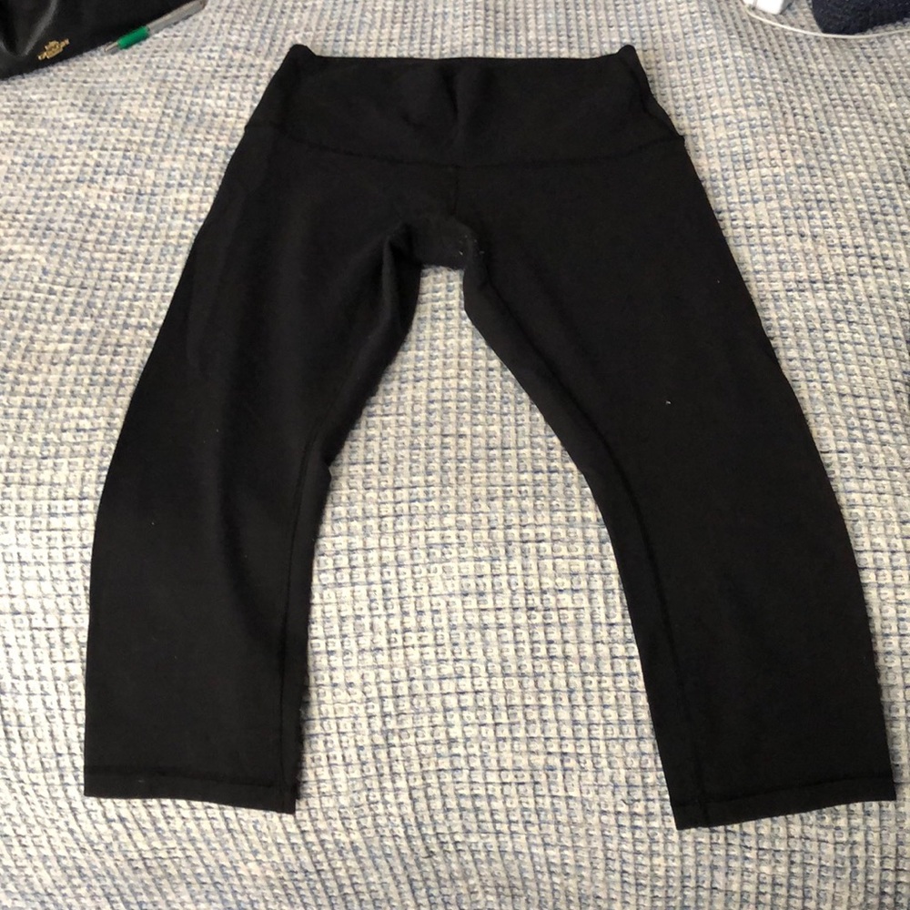 Lululemon Wunder Under Crop